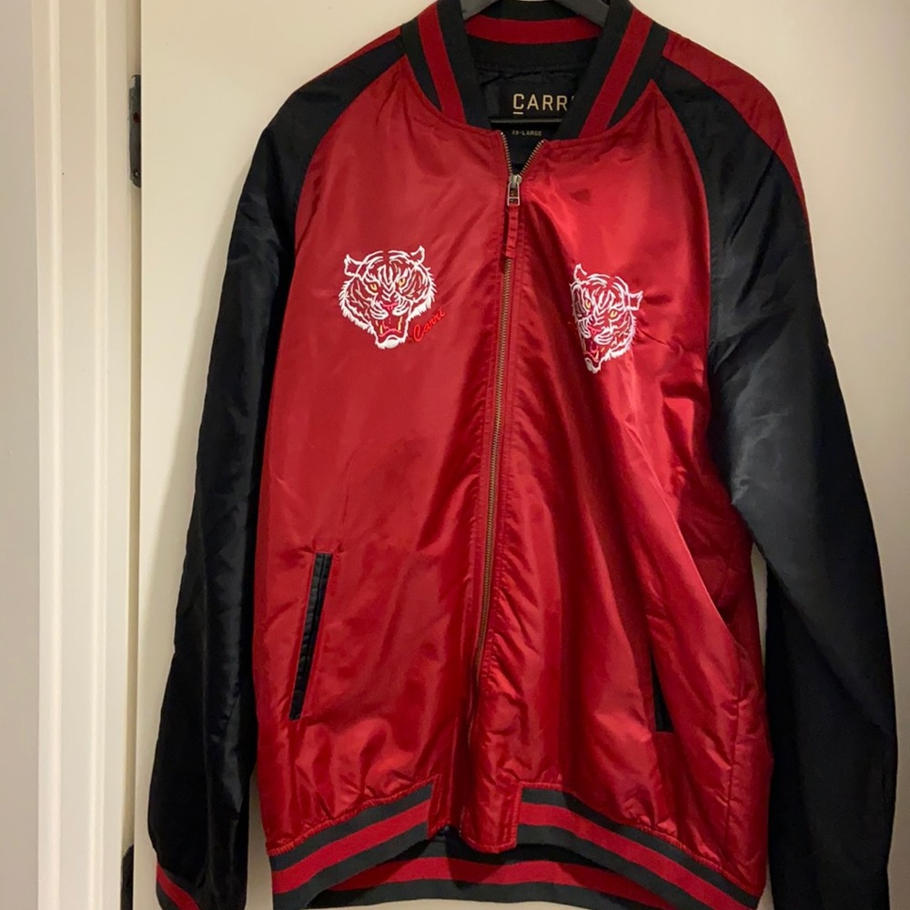 CARRE bomber jacket from Paris. Paris x Japan.